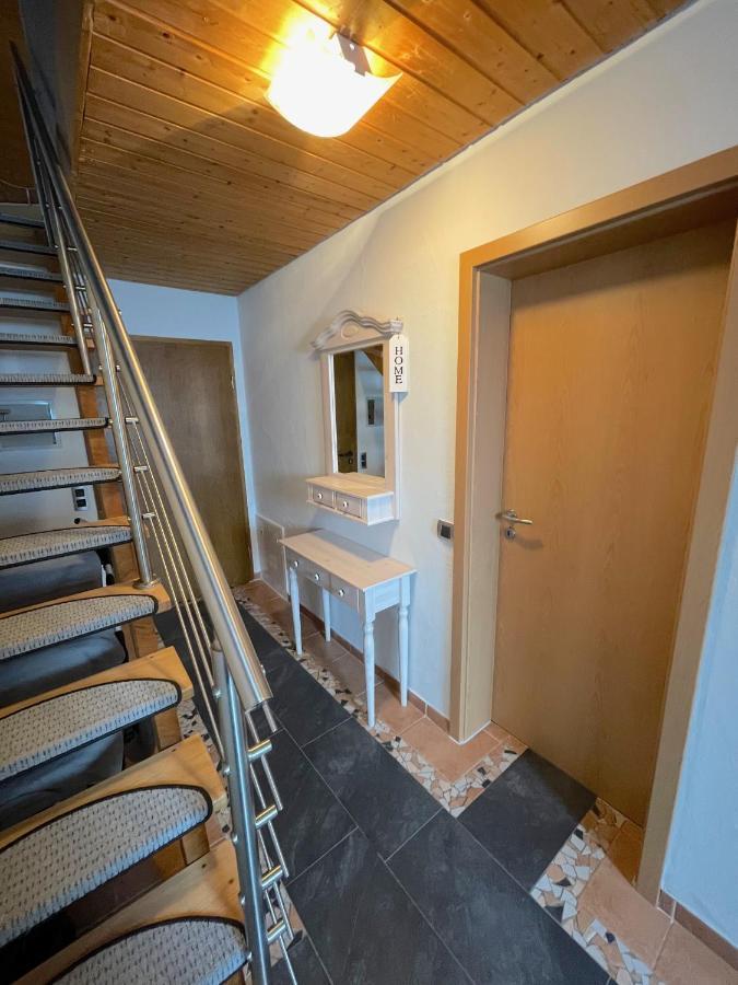 Geraeumiges Maisonette Apartment ทอดท์โมส ภายนอก รูปภาพ